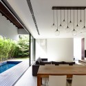 Eng Kong Garden / HYLA Architects Eng Kong Garden / HYLA Architects © Derek Swalwell