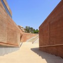 Biblioteca de Ciencias, Ingenieria y Arquitectura PUCP / Llosa Cortegana Arquitectos Biblioteca de Ciencias, Ingenieria y Arquitectura PUCP / Llosa Cortegana Arquitectos © Juan Solano