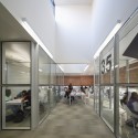 Biblioteca de Ciencias, Ingenieria y Arquitectura PUCP / Llosa Cortegana Arquitectos Biblioteca de Ciencias, Ingenieria y Arquitectura PUCP / Llosa Cortegana Arquitectos © Juan Solano