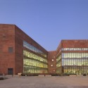 Biblioteca de Ciencias, Ingenieria y Arquitectura PUCP / Llosa Cortegana Arquitectos Biblioteca de Ciencias, Ingenieria y Arquitectura PUCP / Llosa Cortegana Arquitectos © Juan Solano