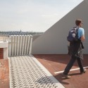 City Bridge ‘De Oversteek' / Ney Poulissen Architects & Engineers City Bridge ‘De Oversteek' / Ney Poulissen Architects & Engineers © Stijn Bollaert