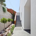 Prodromos and Desi Residence / Vardastudio Architects & Designers Prodromos and Desi Residence / Vardastudio Architects & Designers © Creative Photo Room