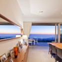 Prodromos and Desi Residence / Vardastudio Architects & Designers Prodromos and Desi Residence / Vardastudio Architects & Designers © Creative Photo Room