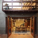 Nugegoda House / Chinthaka Wickramage associates © Eresh Weerasuriya