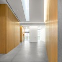 TaiwanGlass Donghai Office Building / WZWX Architecture Group TaiwanGlass Donghai Office Building / WZWX Architecture Group © Fernando Guerra I FG+SG