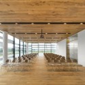 TaiwanGlass Donghai Office Building / WZWX Architecture Group TaiwanGlass Donghai Office Building / WZWX Architecture Group © Fernando Guerra I FG+SG