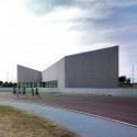 Instalaciones Deportivas en la Isla de la Cartuaja 1º fase / Cayuela Marqués Architects © Jesús Granada