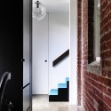 Elwood House / Preston Lane © Derek Swalwell