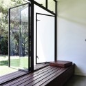 Elwood House / Preston Lane © Derek Swalwell