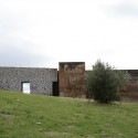 Muralla Nazarí en el Alto Albaicín / Antonio Jiménez Torrecillas Muralla Nazarí en el Alto Albaicín / Antonio Jiménez Torrecillas © Theo Coutanceau