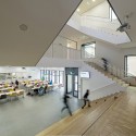 Fichte-Gymnasium Grammar School  / netzwerkarchitekten © Jörg Hempel