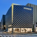 Givenchy Flagship Store in Seoul / Piuarch Givenchy Flagship Store in Seoul / Piuarch © Shin Kyungsub