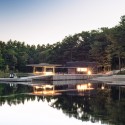 A Modern Boathouse in a Canadian Landscape / Weiss Architecture & Urbanism Limited © Arnaud Marthouret