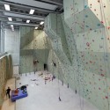 Sport Centre Jules Ladoumegue / Dietmar Feichtinger Architectes Sport Centre Jules Ladoumegue / Dietmar Feichtinger Architectes © David Boureau