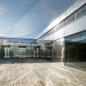 Sport Centre Jules Ladoumegue / Dietmar Feichtinger Architectes Sport Centre Jules Ladoumegue / Dietmar Feichtinger Architectes © David Boureau