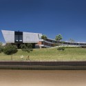 Yacht Club House  / Estudio Ramos © Daniela Mac Adden