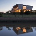 Yacht Club House  / Estudio Ramos © Daniela Mac Adden