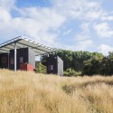 Longbush Ecosanctuary Welcome Shelter / Sarosh Mulla Design Longbush Ecosanctuary Welcome Shelter / Sarosh Mulla Design © Patrick Reynolds