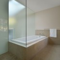 Through House / Dubbeldam Architecture + Design Through House / Dubbeldam Architecture + Design © Bob Gundu