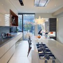 Through House / Dubbeldam Architecture + Design Through House / Dubbeldam Architecture + Design © Bob Gundu