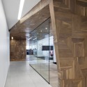 Offices Broccolini Construction / Rubin et Rotman architectes Offices Broccolini Construction / Rubin et Rotman architectes © Stéphane Brügger