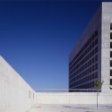 AD Classics: Caja Granada Savings Bank / Alberto Campo Baeza AD Classics: Caja Granada Savings Bank / Alberto Campo Baeza © Estudio Arquitectura Campo Baeza