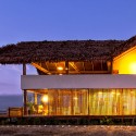 Casa en Playa del Carmen / YUPANA Arquitectos Courtesy of Condominios F&F