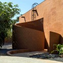 "Khamsa" House / Atelier Koe