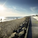 Esbjerg Beach Promenade & Sailing Club / Nathan Romero Arkitekter + Spektrum Arkitekter Esbjerg Beach Promenade & Sailing Club / Nathan Romero Arkitekter + Spektrum Arkitekter © Asger Simonsen