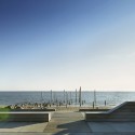 Esbjerg Beach Promenade & Sailing Club / Nathan Romero Arkitekter + Spektrum Arkitekter Esbjerg Beach Promenade & Sailing Club / Nathan Romero Arkitekter + Spektrum Arkitekter © Asger Simonsen