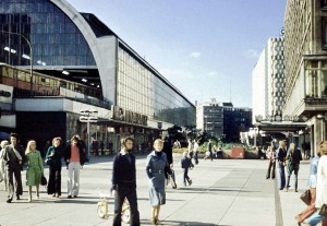 Throughout his article, de Graaf's argument is illustrated with images of lively scenes from 1980s East Berlin, challenging the common misconception that life on the other side of the Wall was bleak. Image © Lutz Schramm/Wikipedia