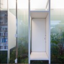 With 3 Kids, 2 Dogs and the Jungle / Osamu Morishita Architect & Associates With 3 Kids, 2 Dogs and the Jungle / Osamu Morishita Architect & Associates © Hahakura Photo Office
