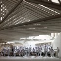 MoMA PS1 YAP 2015 Runner-up: Roof Deck / Erin Besler MoMA PS1 YAP 2015 Runner-up: Roof Deck / Erin Besler Roof Deck during warm-up: day. Image © Walker Oleson