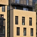 Brick Neighbourhood / dekleva gregorič architects Brick Neighbourhood / dekleva gregorič architects © Miran Kambič