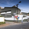 The Skewed House / LIJO.RENY.architects The Skewed House / LIJO.RENY.architects © Praveen Mohandas