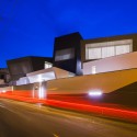 The Skewed House / LIJO.RENY.architects The Skewed House / LIJO.RENY.architects © Praveen Mohandas