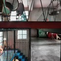Renovation of Split-Level Hair Salon & Residential / HAO Design studio © Hey! Cheese