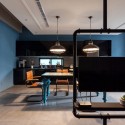 Renovation of Split-Level Hair Salon & Residential / HAO Design studio © Hey! Cheese