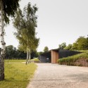 Hidden Locker Rooms / MU Architecture + Ateliers Les Particules Hidden Locker Rooms / MU Architecture + Ateliers Les Particules © David Foessel