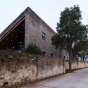 Tea Seed Oil Plant / Imagine Architects Tea Seed Oil Plant / Imagine Architects © Zeng Jianghe