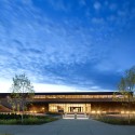 Fort Mcmurray International Airport / office of mcfarlane biggar architects + designers Fort Mcmurray International Airport / office of mcfarlane biggar architects + designers © Ema Peter