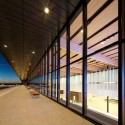 Fort Mcmurray International Airport / office of mcfarlane biggar architects + designers Fort Mcmurray International Airport / office of mcfarlane biggar architects + designers © Ema Peter