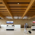 Fort Mcmurray International Airport / office of mcfarlane biggar architects + designers Fort Mcmurray International Airport / office of mcfarlane biggar architects + designers © Ema Peter