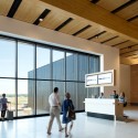 Fort Mcmurray International Airport / office of mcfarlane biggar architects + designers Fort Mcmurray International Airport / office of mcfarlane biggar architects + designers © Ema Peter