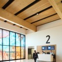 Fort Mcmurray International Airport / office of mcfarlane biggar architects + designers Fort Mcmurray International Airport / office of mcfarlane biggar architects + designers © Ema Peter