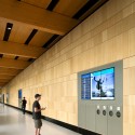 Fort Mcmurray International Airport / office of mcfarlane biggar architects + designers Fort Mcmurray International Airport / office of mcfarlane biggar architects + designers © Ema Peter
