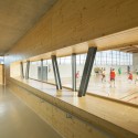 Renovation and Extension Gymnasium in Vagney / Abc Studio Architects + Christian Vincent Architect © Cyrille Lallement
