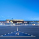 Fort Mcmurray International Airport / office of mcfarlane biggar architects + designers Fort Mcmurray International Airport / office of mcfarlane biggar architects + designers © Ema Peter