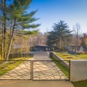 Difficult Run Residence / Robert M. Gurney Architect Difficult Run Residence / Robert M. Gurney Architect © Maxwell MacKenzie Architectural Photographer