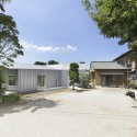 House for Dairy Farmers / Osamu Tsukihashi + Architects Teehouse House for Dairy Farmers / Osamu Tsukihashi + Architects Teehouse © Sadao Hotta